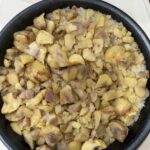グループホームの手作り料理（栗ご飯）